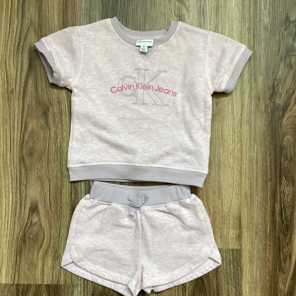 Calvin Klein Pink Pajama Set Soft Lightweight Loungewear EUC